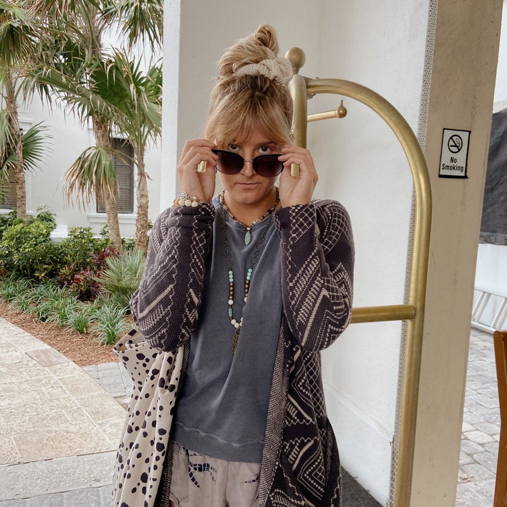 Meet your Posher, Cc